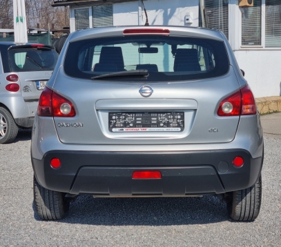 NISSAN QUASHQAI