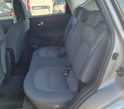 NISSAN QUASHQAI